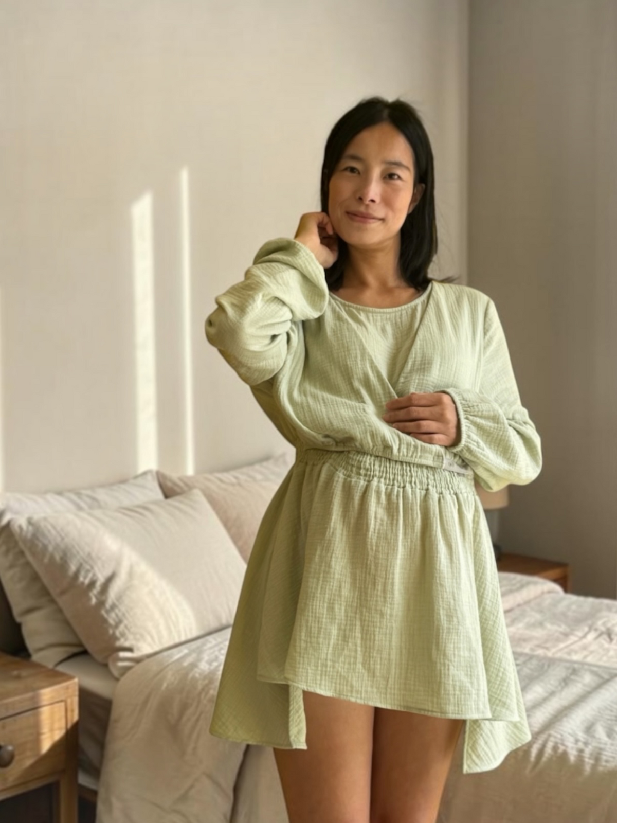 100% Cotton Muslin Long Sleeve Top / Made in Hong Kong